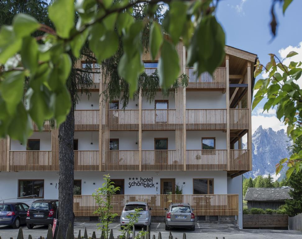 Hotel Schoenblick Sexten Esterno foto