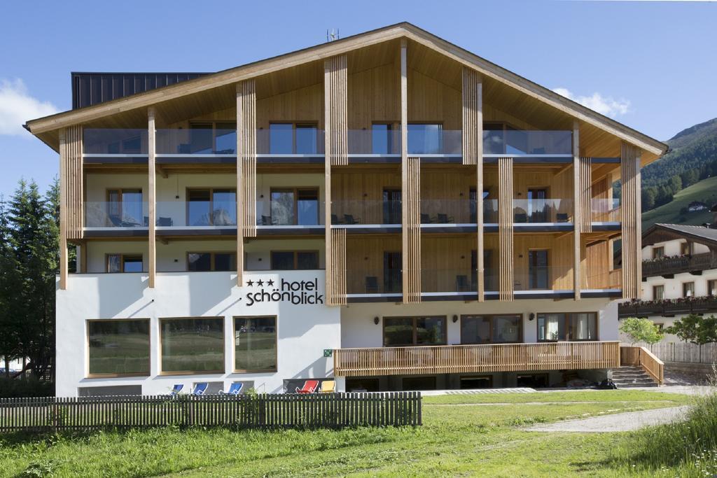 Hotel Schoenblick Sexten Esterno foto