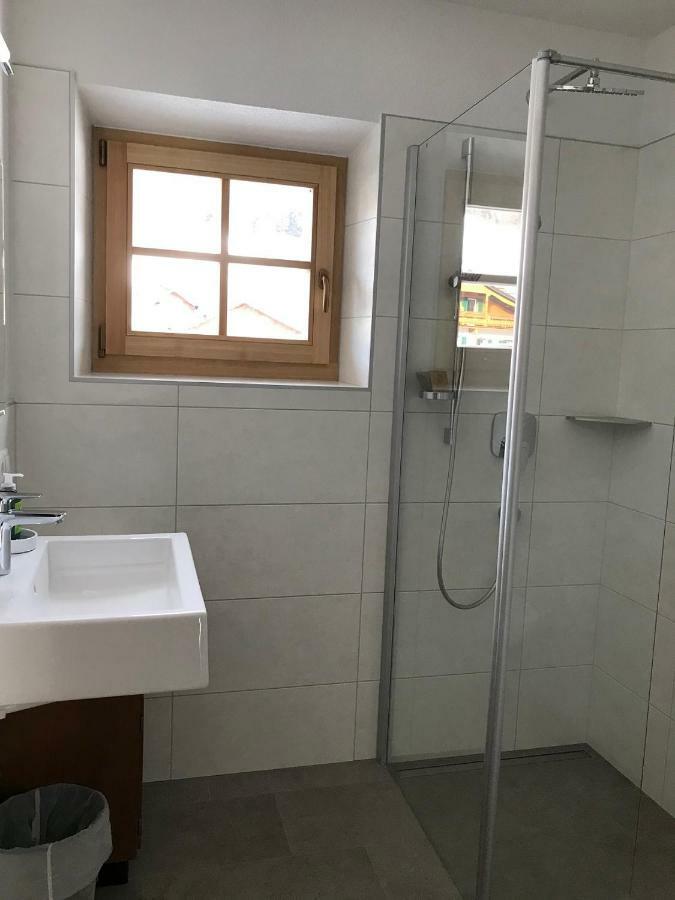 Hotel Schoenblick Sexten Esterno foto